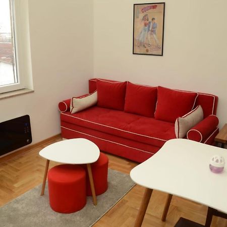 Apartman Djura Belgrado Buitenkant foto