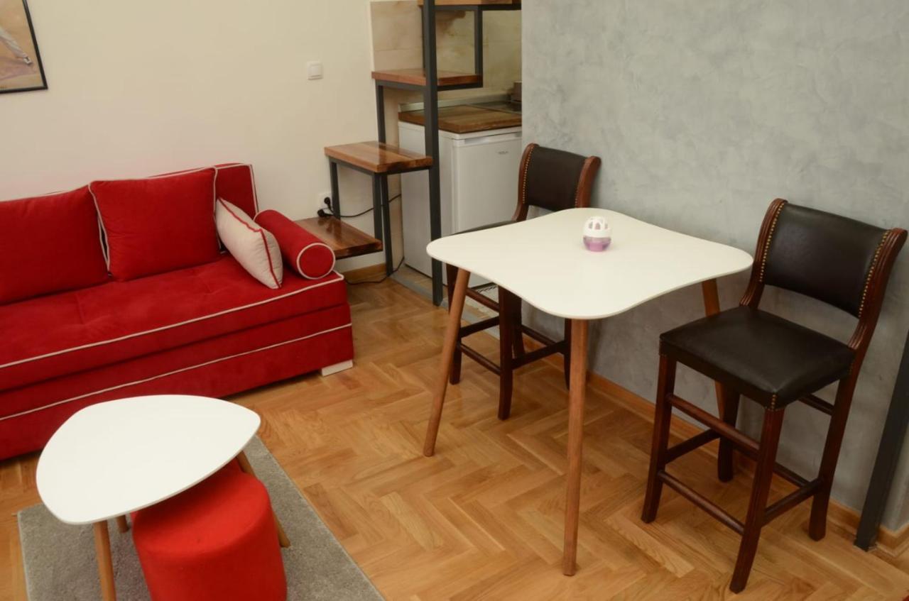 Apartman Djura Belgrado Buitenkant foto