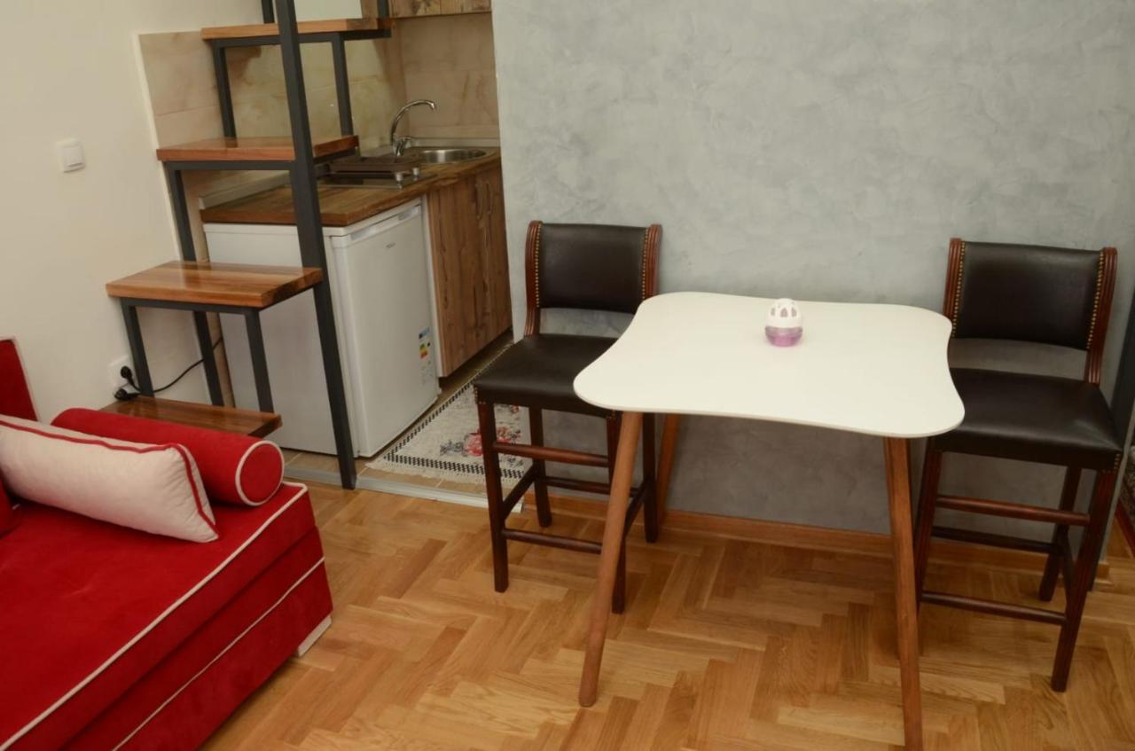 Apartman Djura Belgrado Buitenkant foto